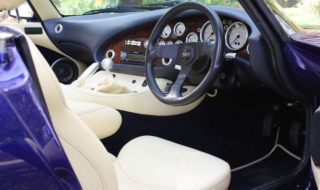 griffith tvr interior